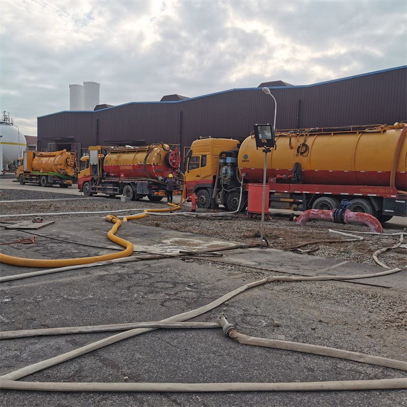 延长污水池清理