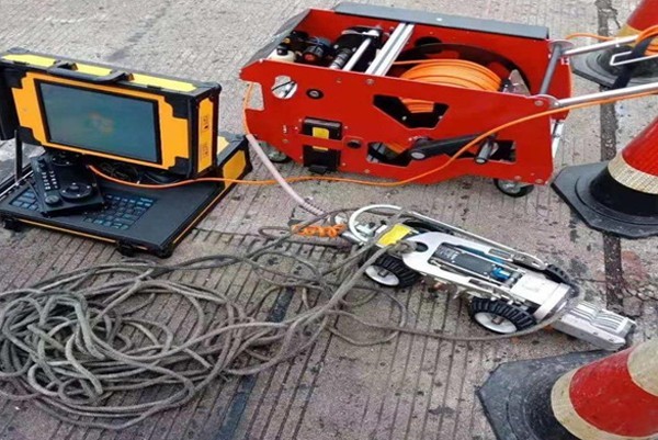 延长CCTV管道检测机器人