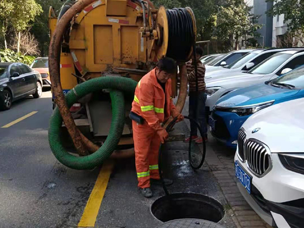 延长排污管道清淤